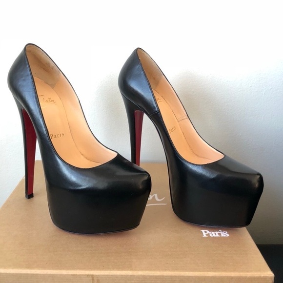 Christian Louboutin Shoes Christian Louboutin Dolly Pump 37 2